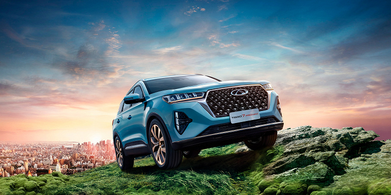 В России выходит улучшенная версия самой продаваемой иномарки &mdash; полноприводный кроссовер Chery Tiggo 7 Pro Max